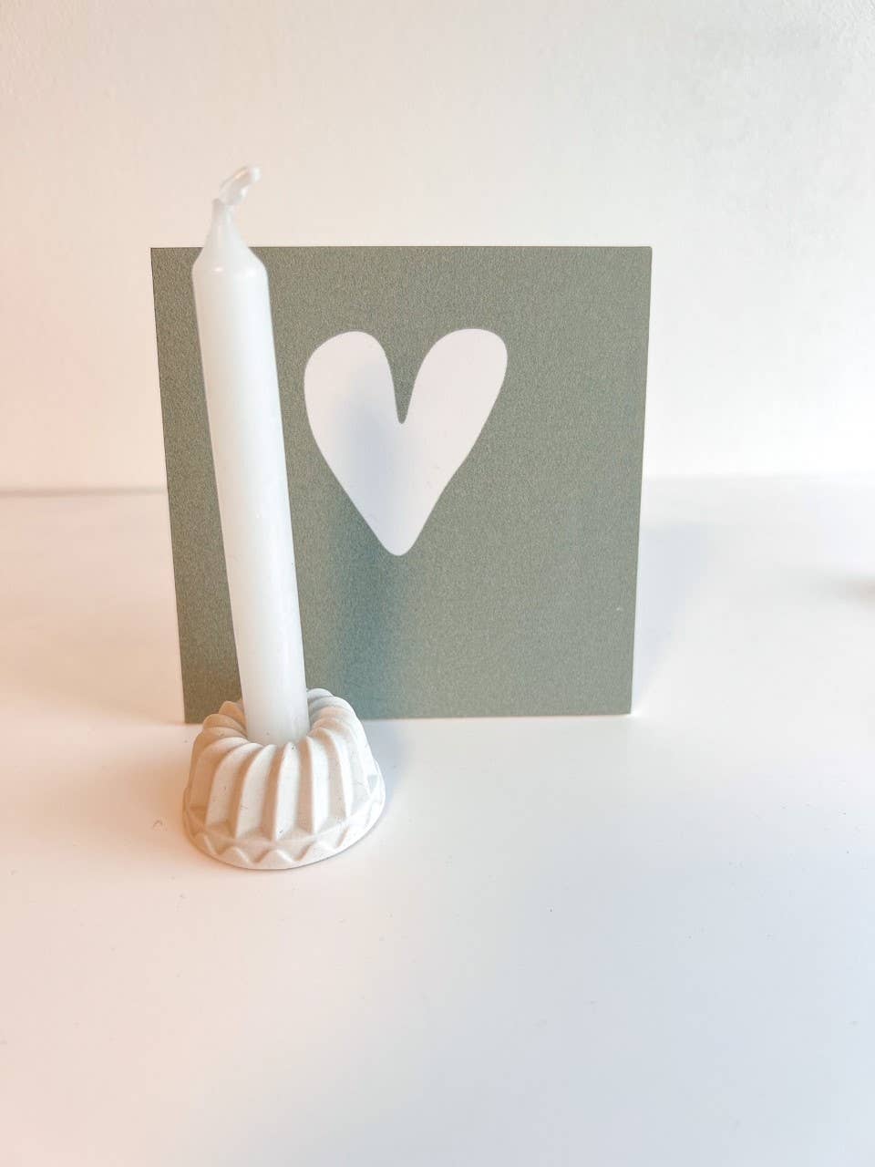 Kerze mit Halter und Forexplatte mit Herz in Blau